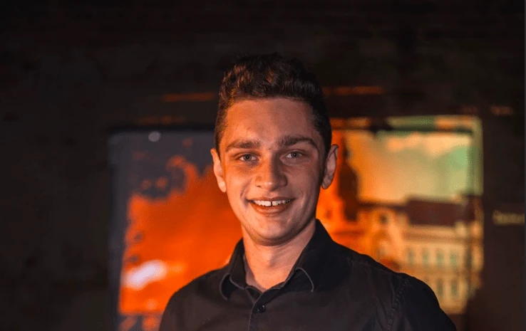 Vyjednávání je o vztazích, říká student NU Vojta Cetkovský