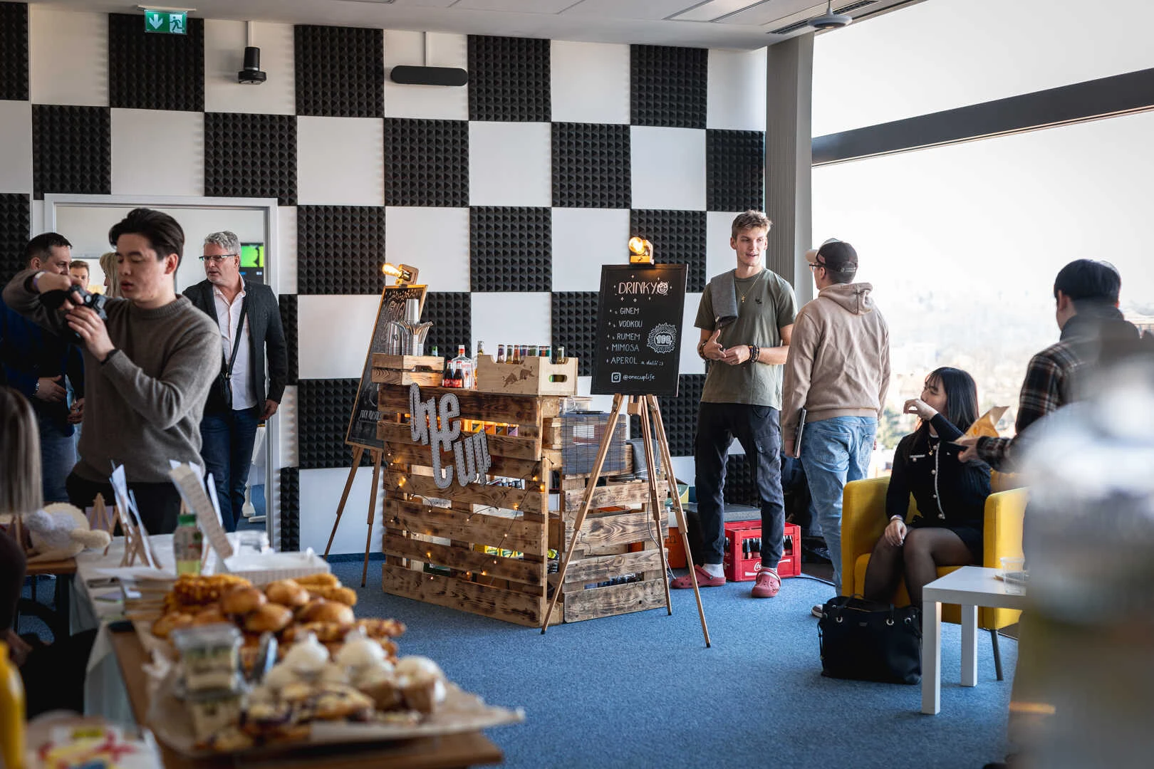 Pop-up market