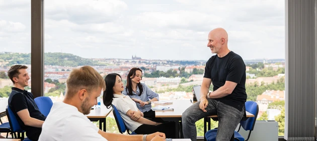Global business and management Students and lecturers in the classroom