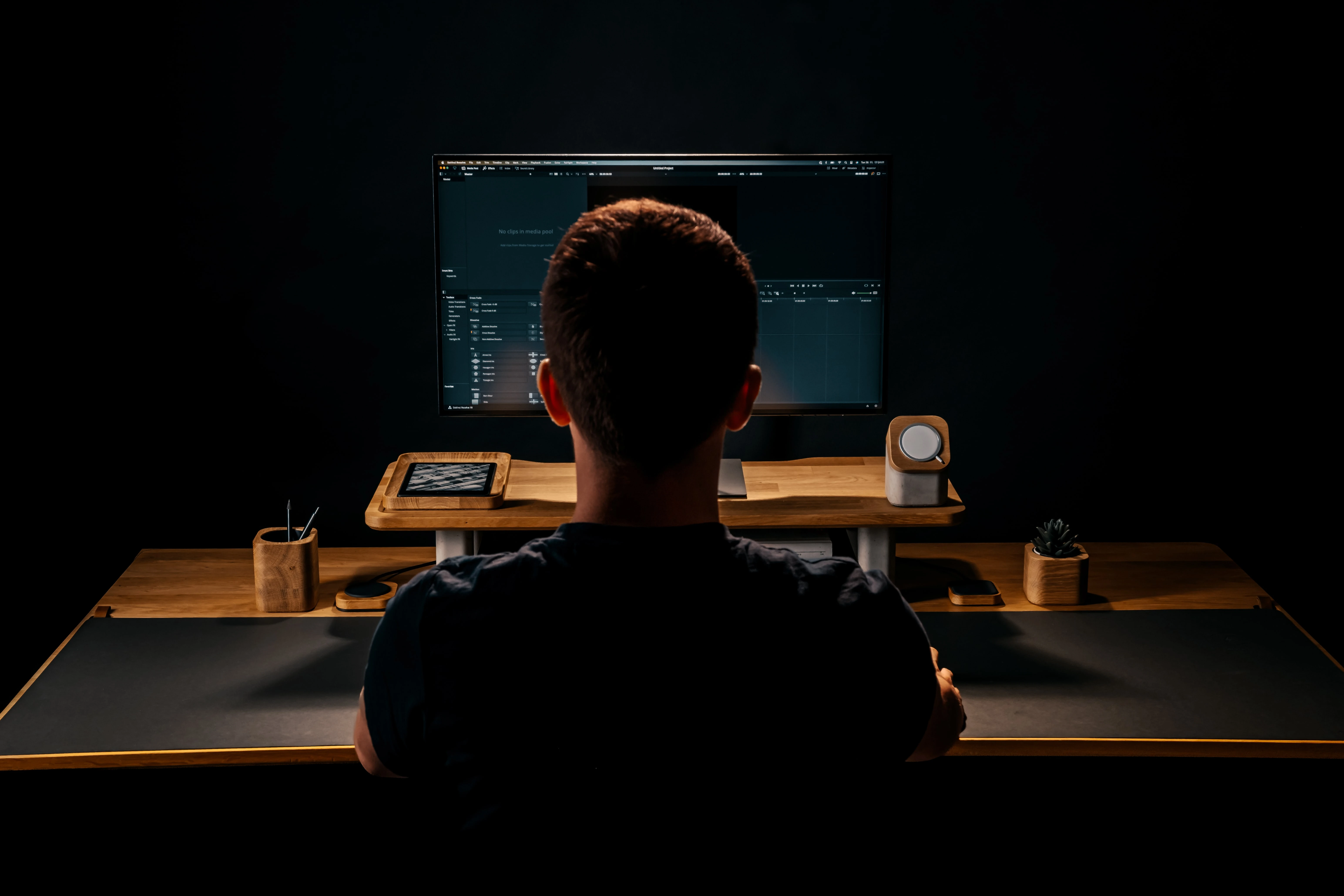 A space for creativity and an aesthetically designed desk – that’s Basefound