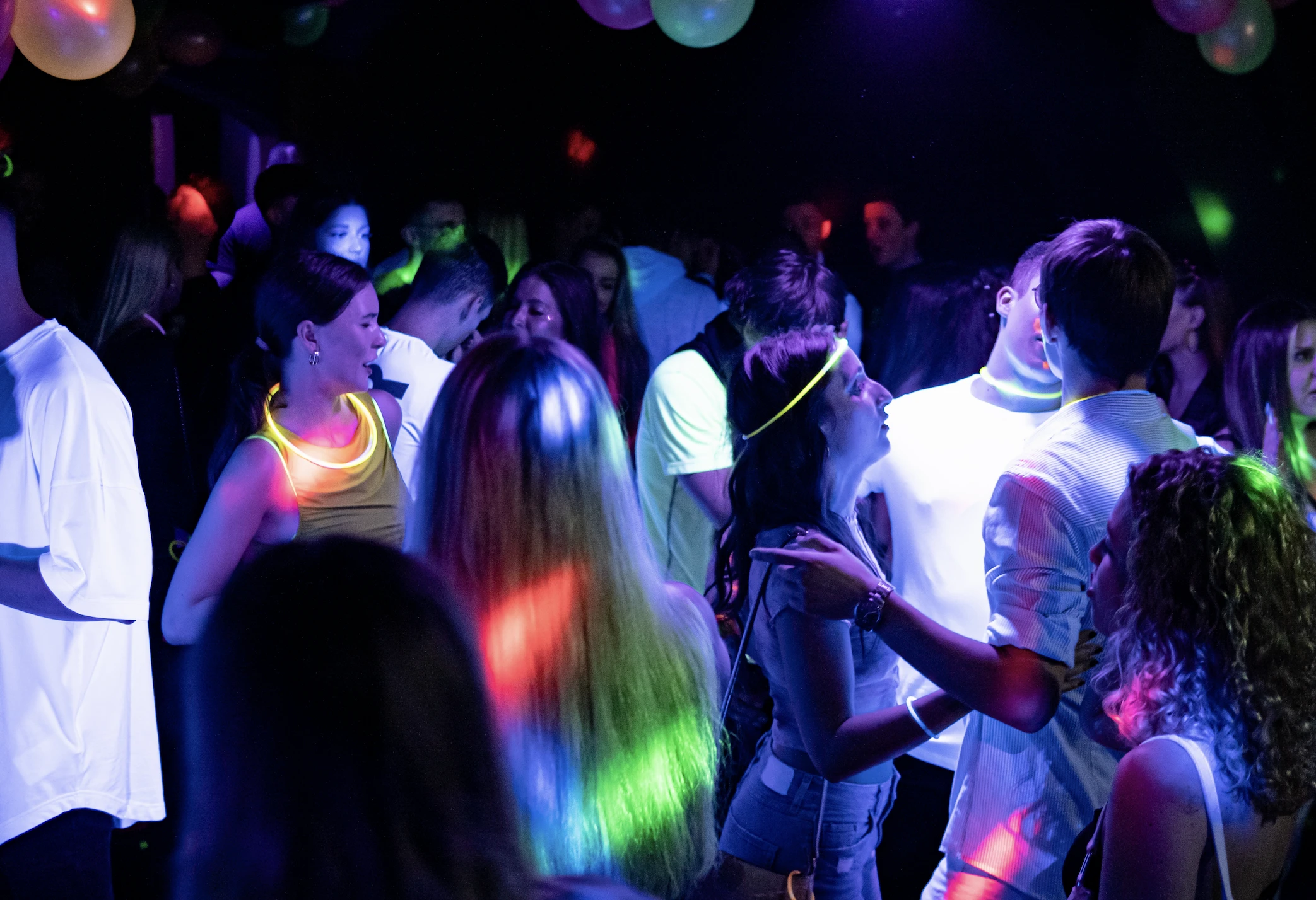 Final Party Brno: NEON Party